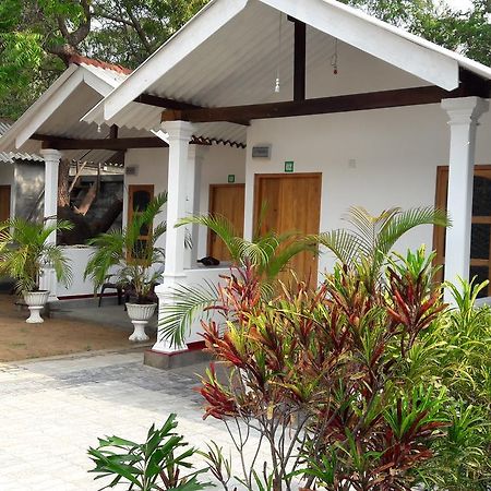 The Bavarian Resort Arugam Bay Exterior foto